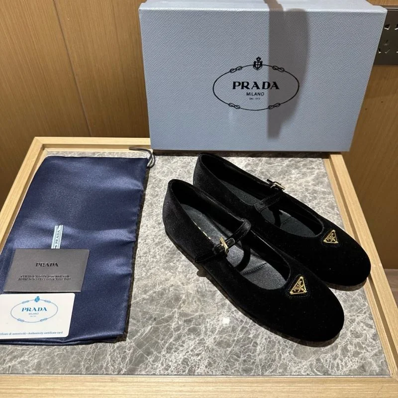 Upgraded Prada Low Shoes 34829