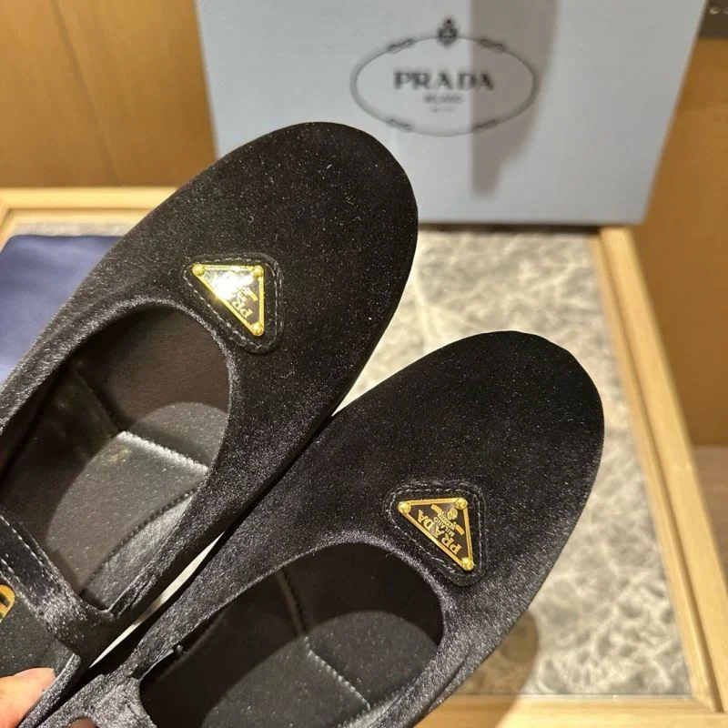 Upgraded Prada Low Shoes 34829