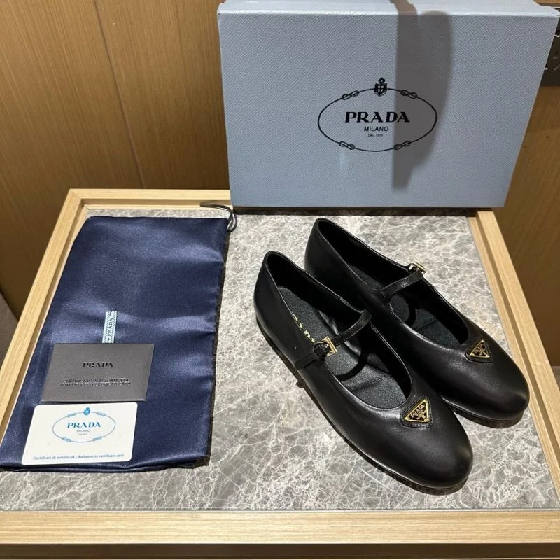 Prada Low Shoes TravelReady 34844