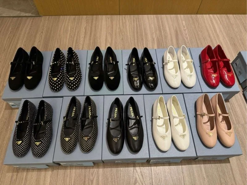 Prada Low Shoes TravelReady 34844
