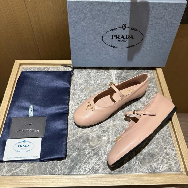 Stretchable Prada Low Shoes 34838