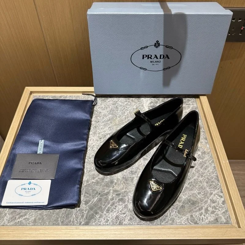 ZeroBulk Prada Low Shoes 34843