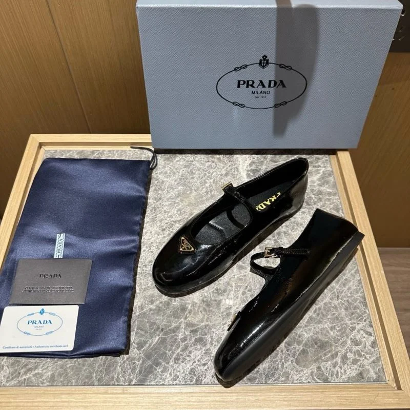 ZeroBulk Prada Low Shoes 34843