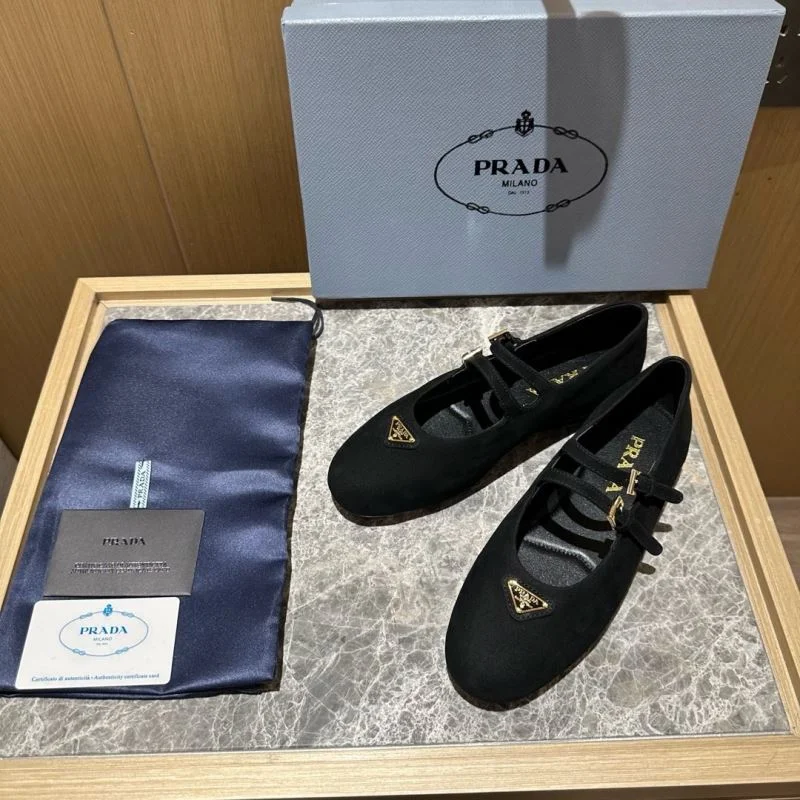 Prada Low Shoes OdorResistant 34846