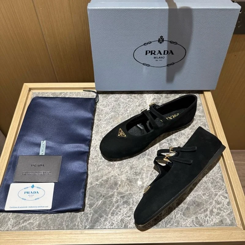 Prada Low Shoes OdorResistant 34846