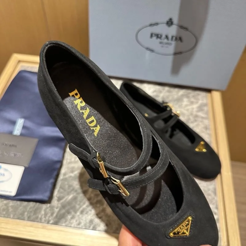 Prada Low Shoes OdorResistant 34846