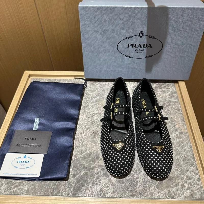 Neat Prada Low Shoes 34835