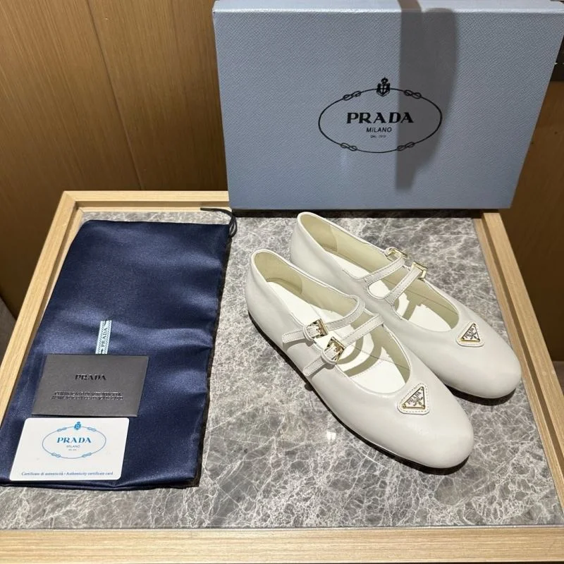 Prada Low Shoes ZipUp 34839