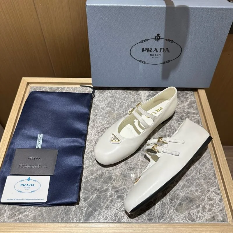 Prada Low Shoes ZipUp 34839