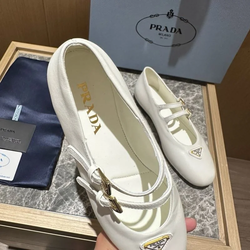 Prada Low Shoes ZipUp 34839