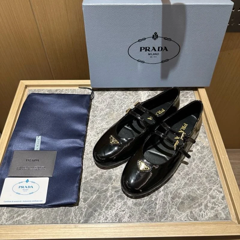 Trendy Prada Low Shoes 34825
