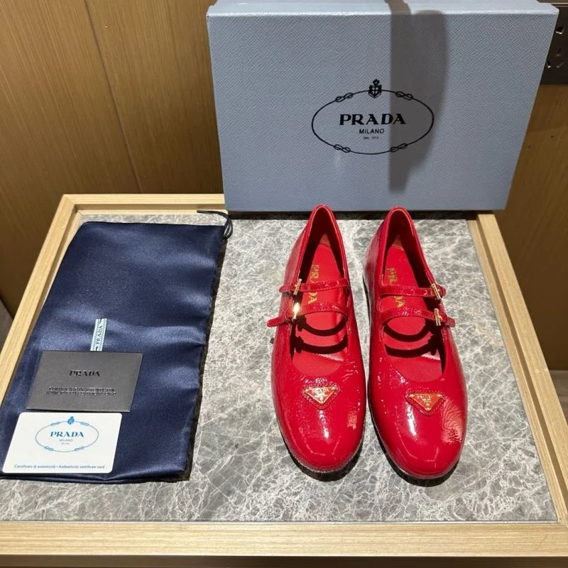 Prada Low Shoes FlexibleFit 34840
