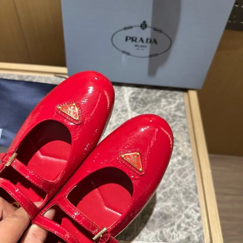 Prada Low Shoes FlexibleFit 34840
