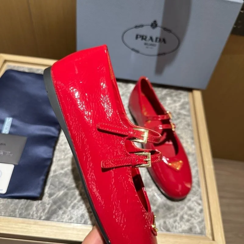 Prada Low Shoes FlexibleFit 34840