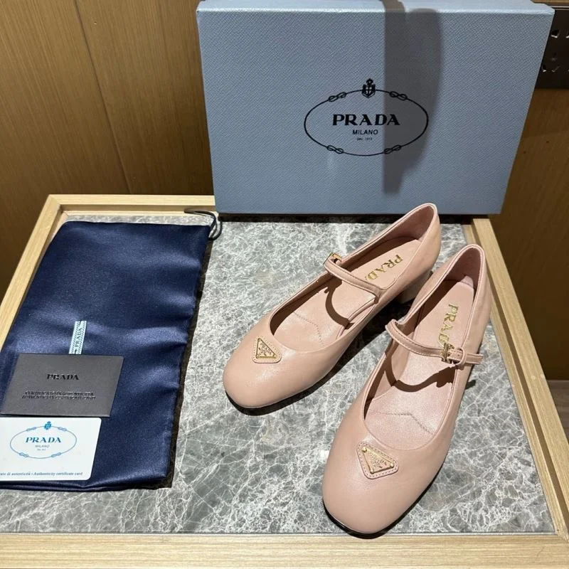 Contemporary Prada Low Shoes 34821
