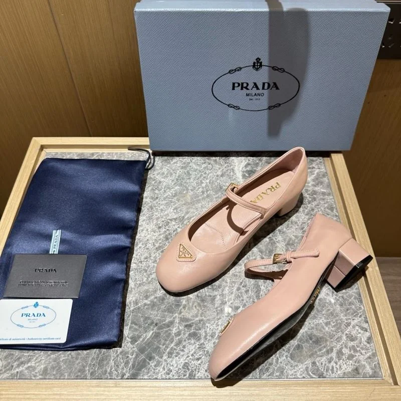 Contemporary Prada Low Shoes 34821