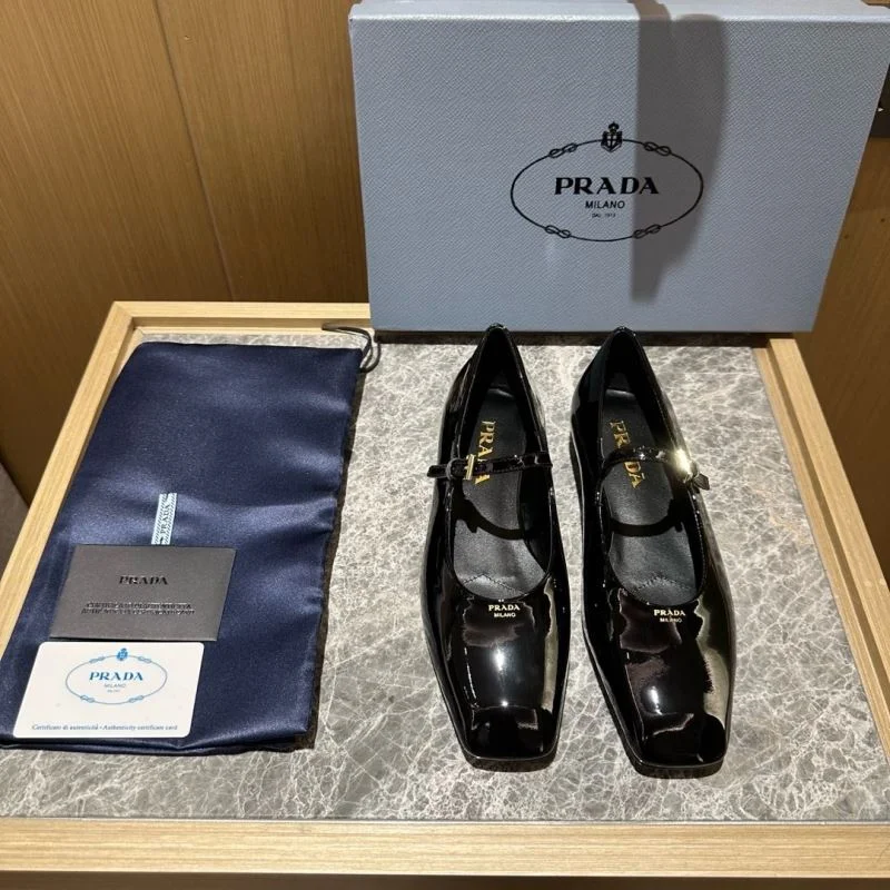 Prada Low Shoes Cozy 34833