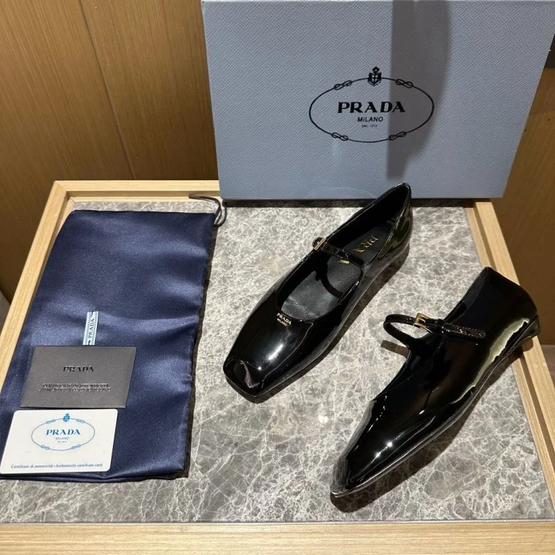 Prada Low Shoes Cozy 34833