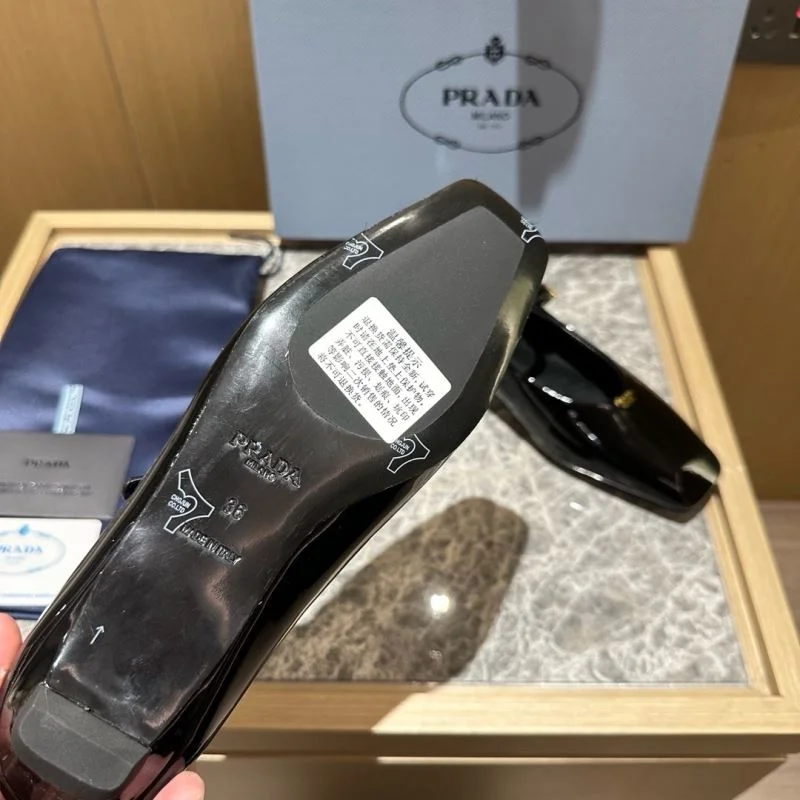 Prada Low Shoes Cozy 34833