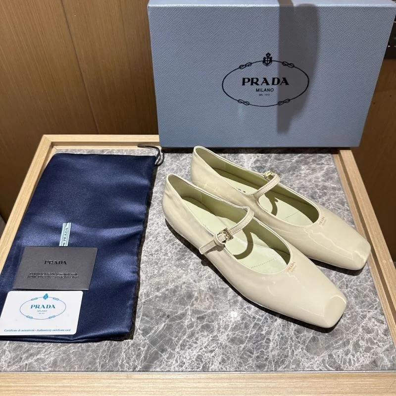 Prada Low Shoes OdorResistant 34818
