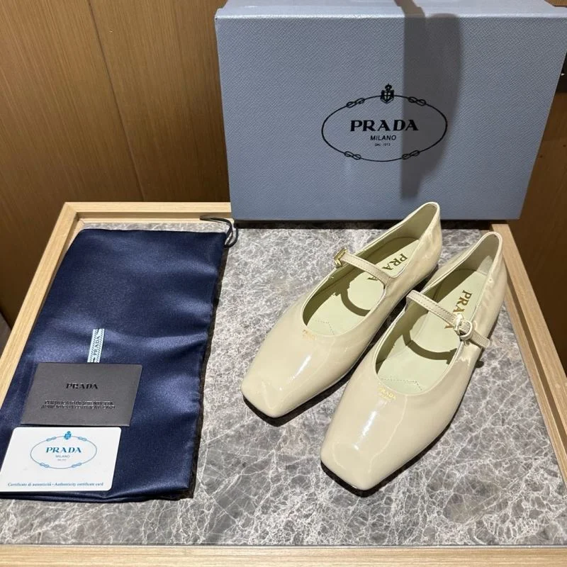 Prada Low Shoes OdorResistant 34818