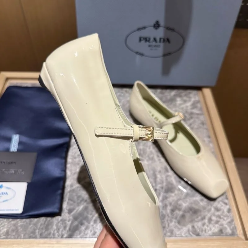 Prada Low Shoes OdorResistant 34818