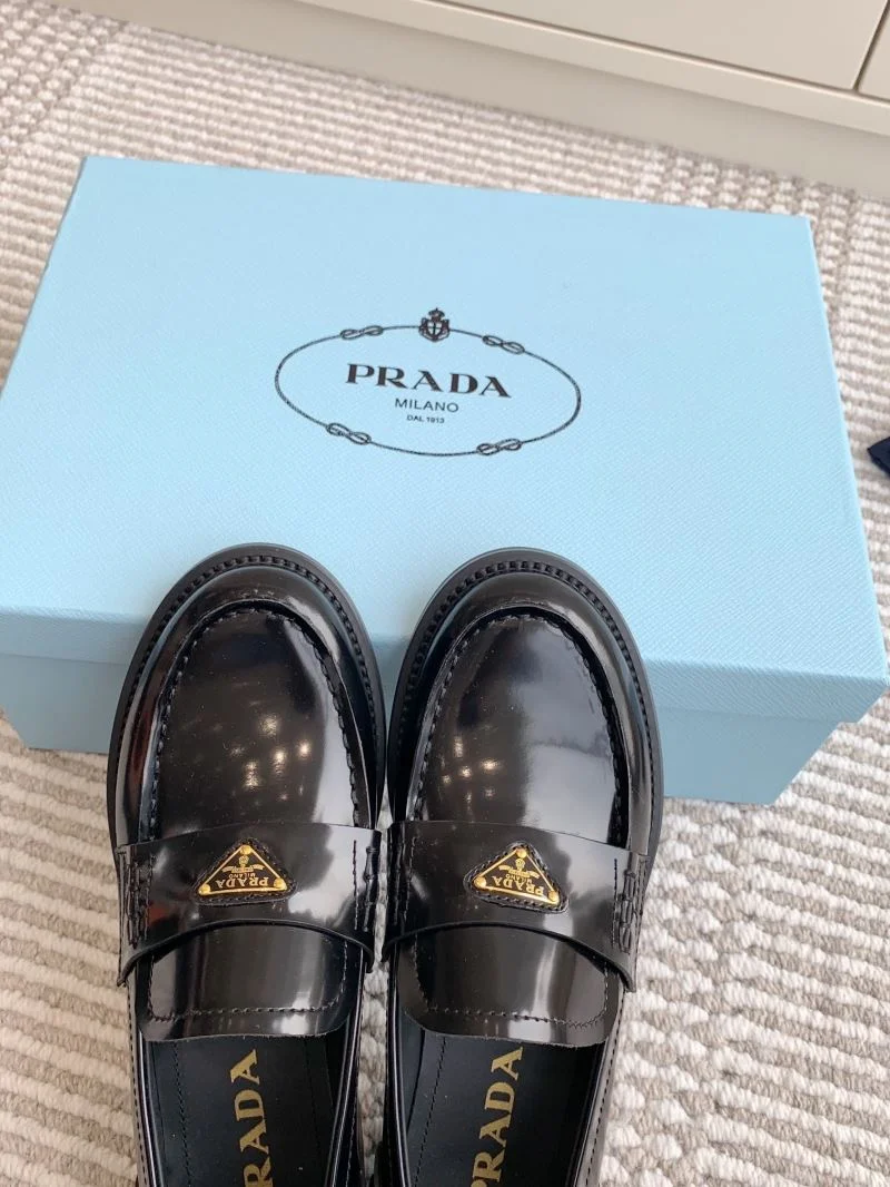 Prada Low Shoes Efficient 34819