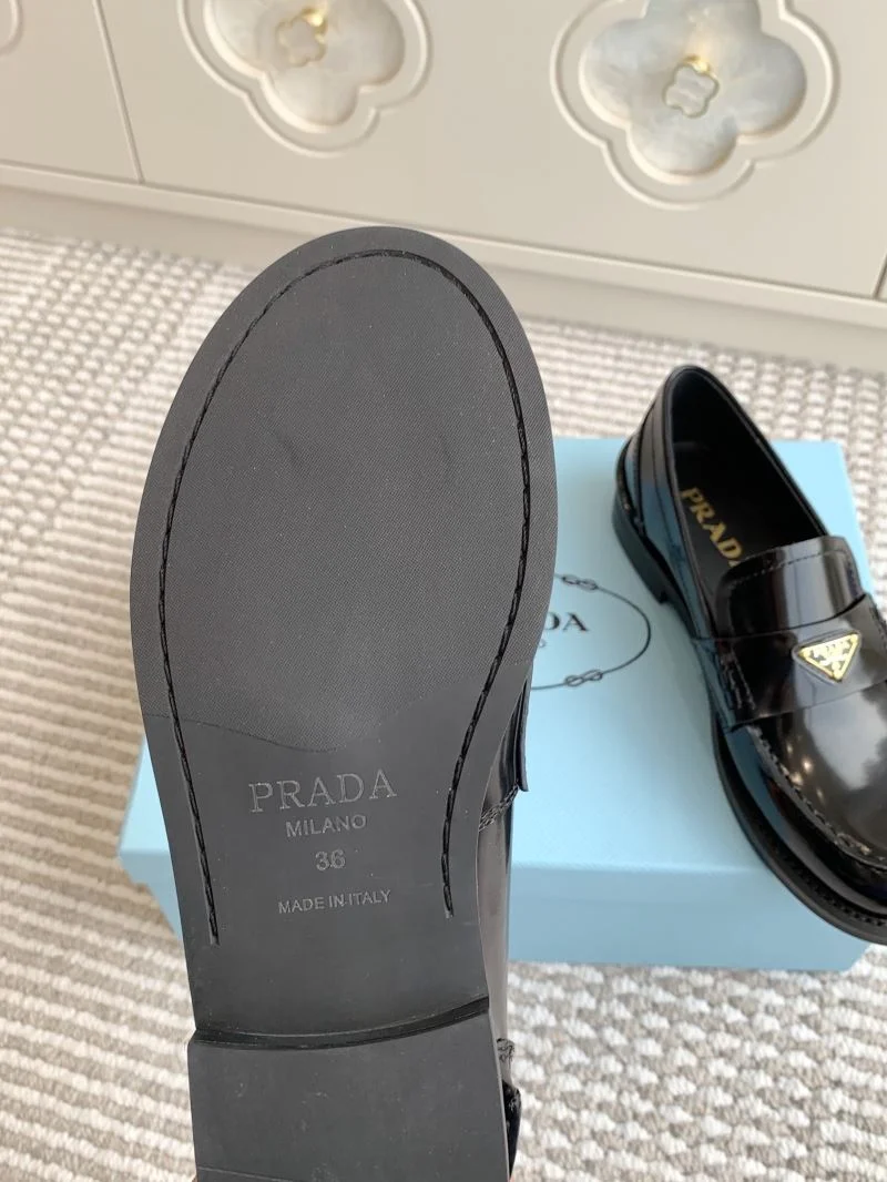 Prada Low Shoes Efficient 34819