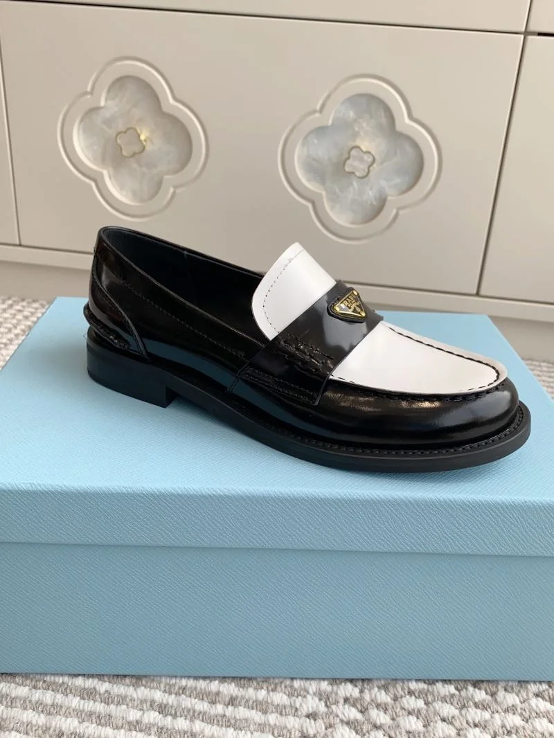 Youthful Prada Low Shoes 34817