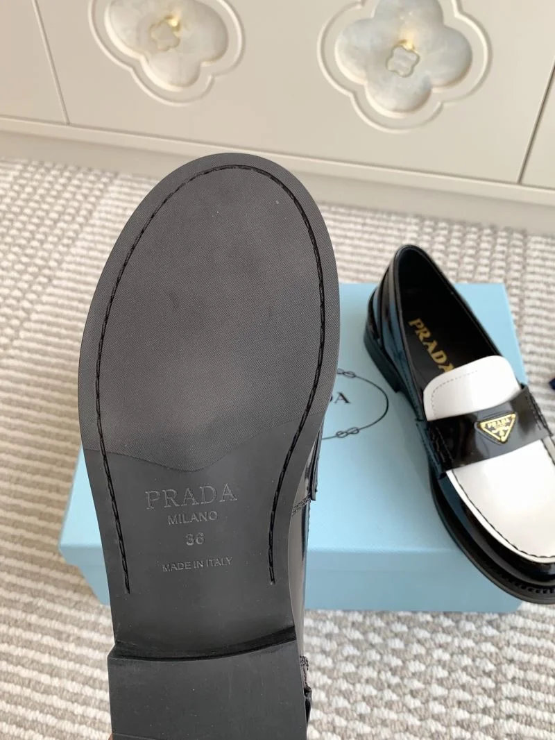 Youthful Prada Low Shoes 34817