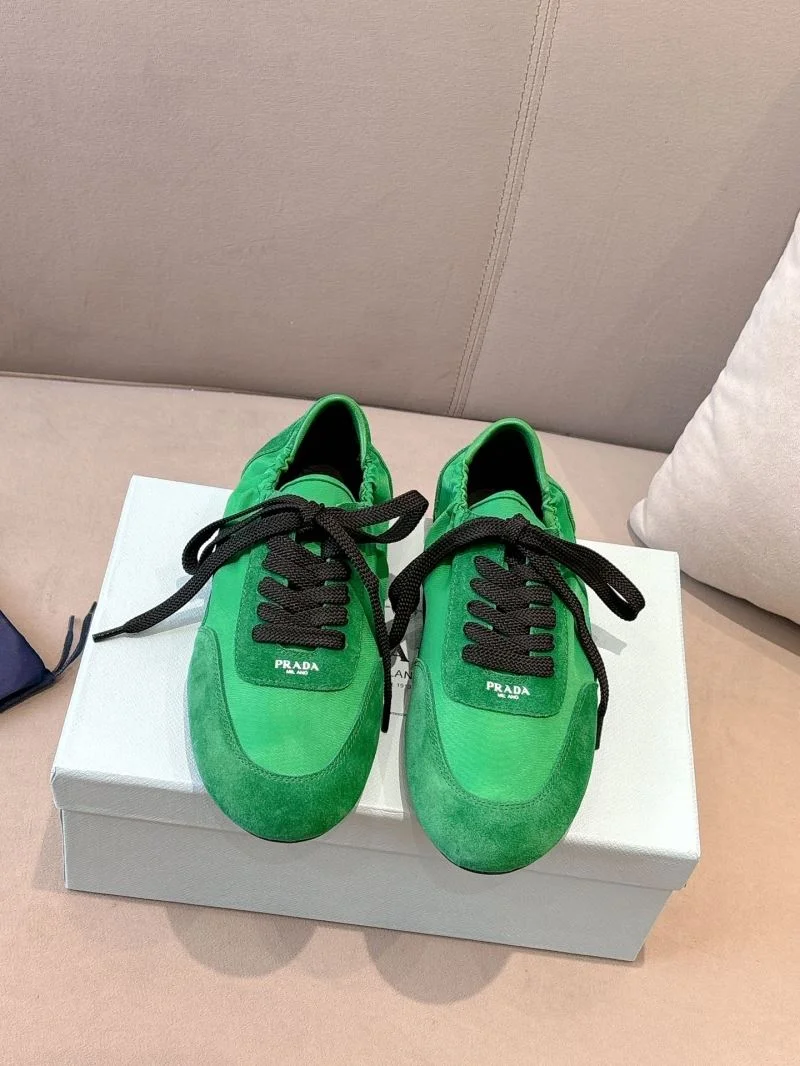 Practical Prada Low Shoes 34792