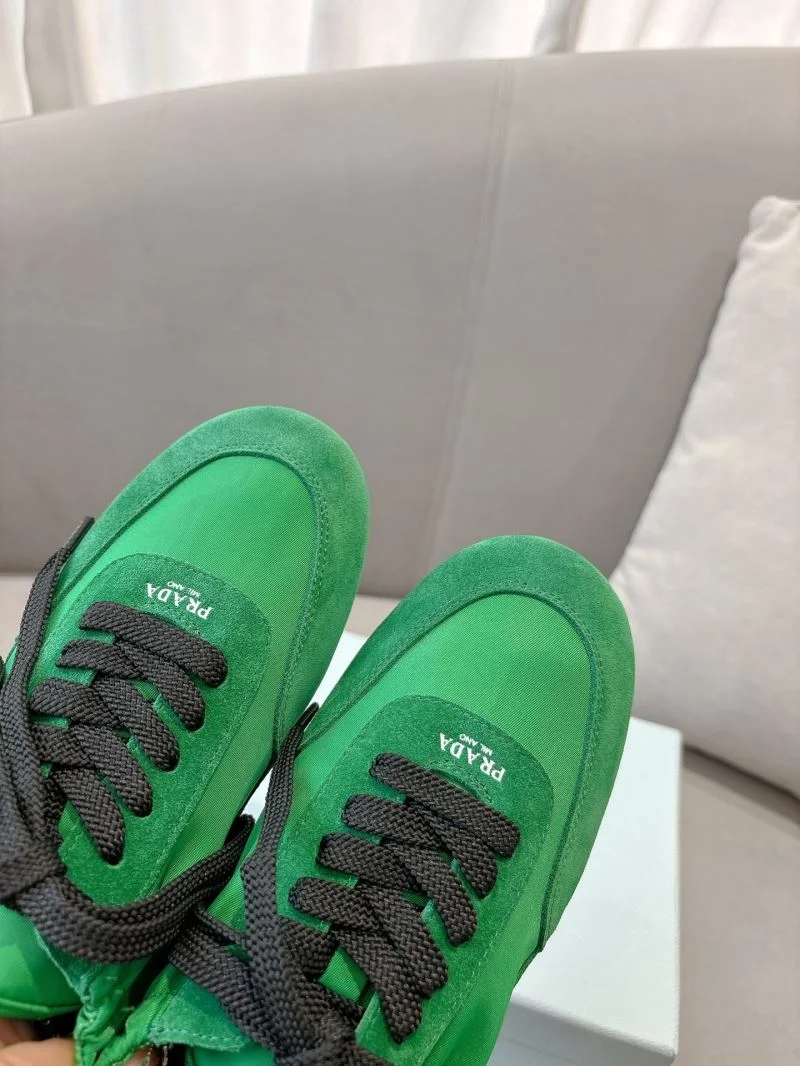 Practical Prada Low Shoes 34792