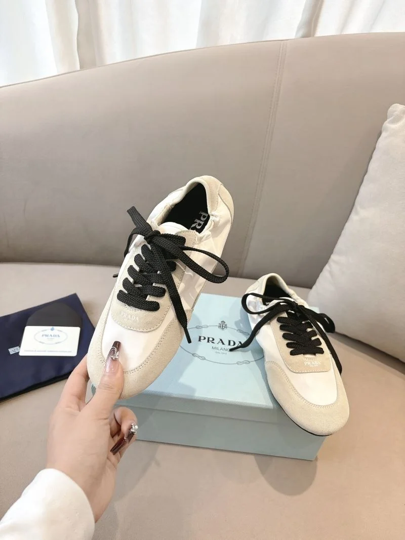 Reliable Prada Low Shoes 34803