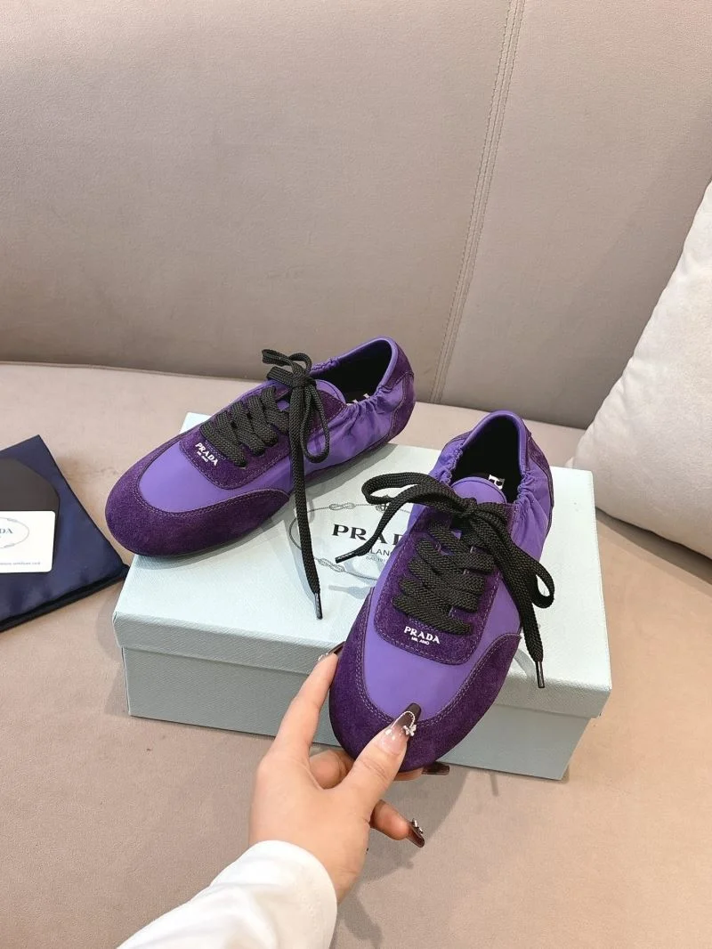 Prada Low Shoes Popular 34800