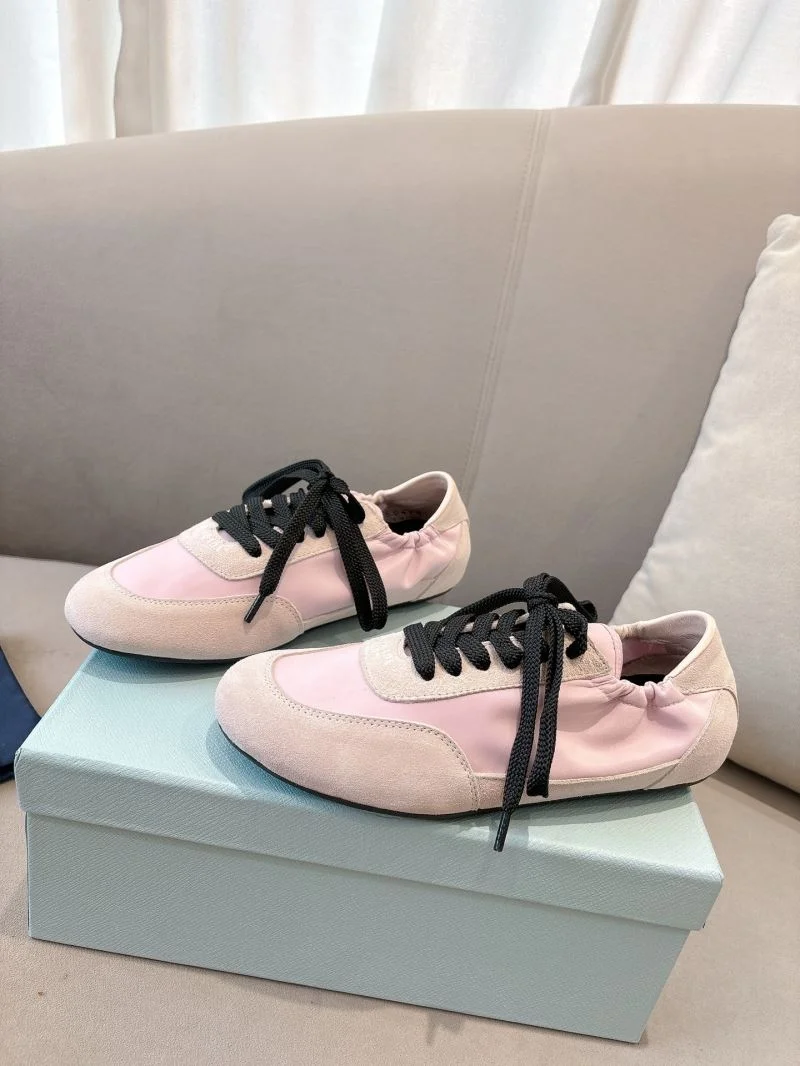 Unisex Prada Low Shoes 34781