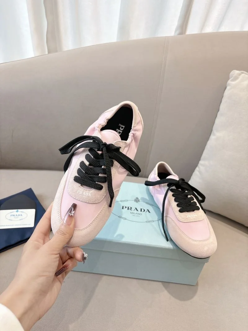 Unisex Prada Low Shoes 34781