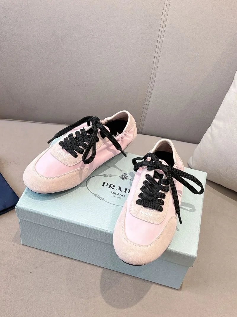 Unisex Prada Low Shoes 34781