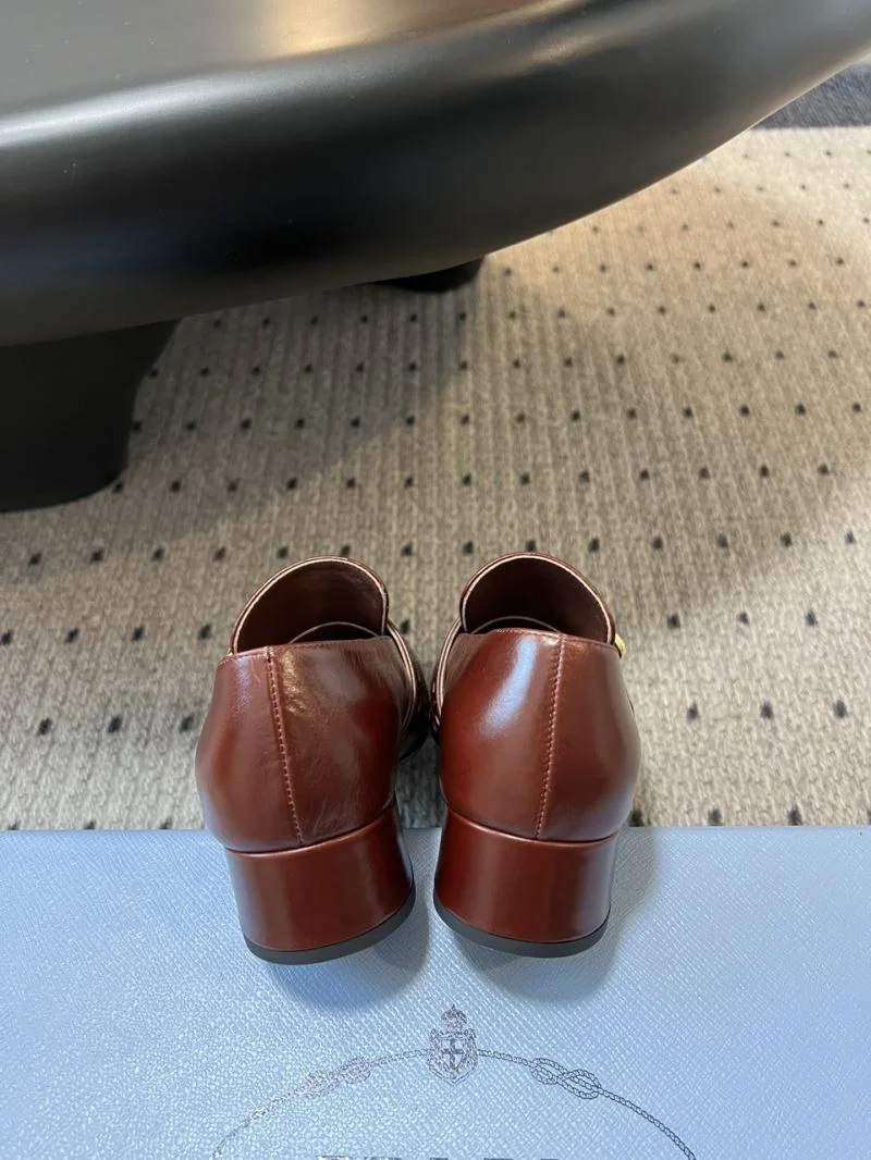 Prada Low Shoes Trendy 34780