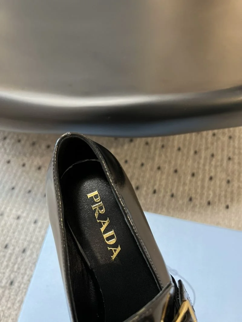 Prada Low Shoes OnTrend 34794