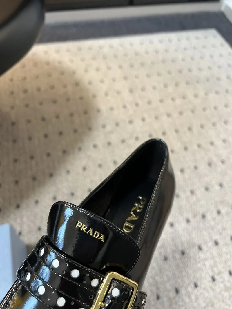 Prada Low Shoes OnTrend 34794