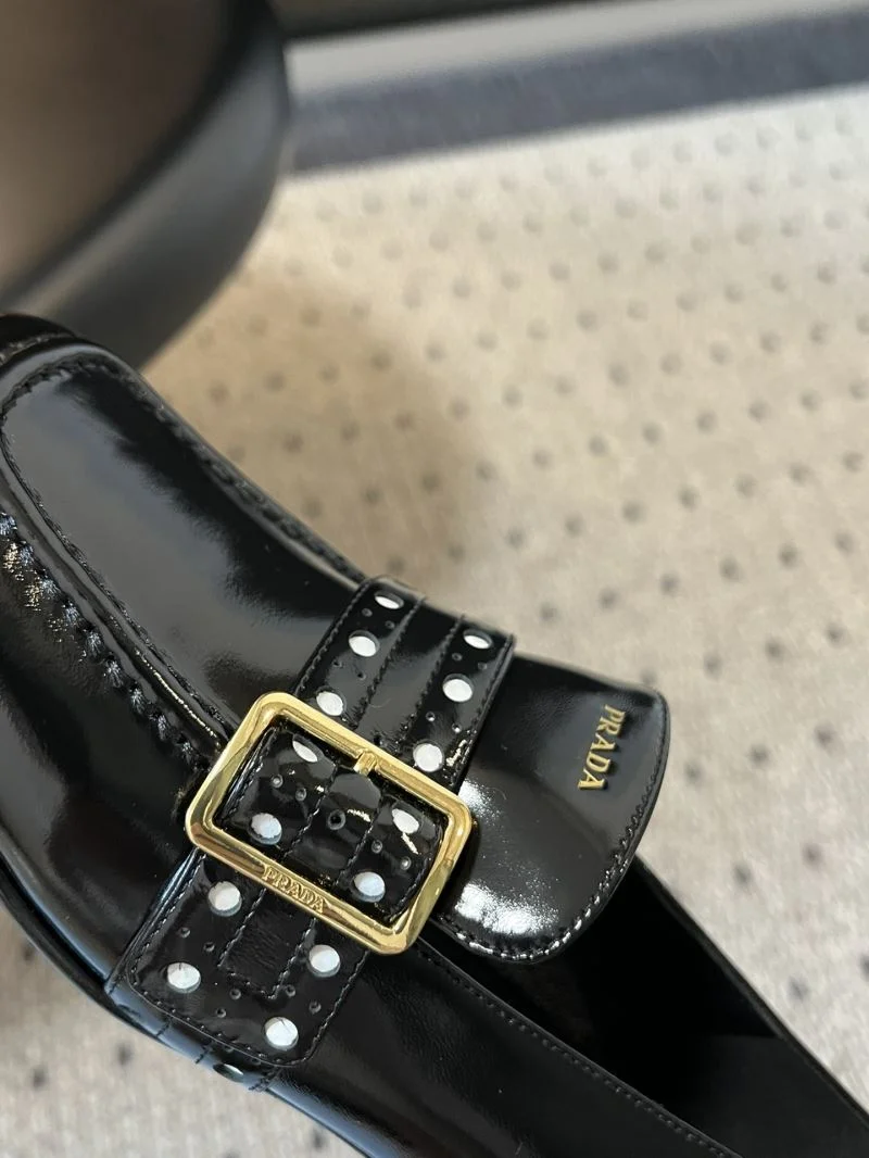 Prada Low Shoes OnTrend 34794