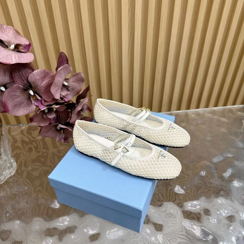 Prada Low Shoes RelaxedFit 34801