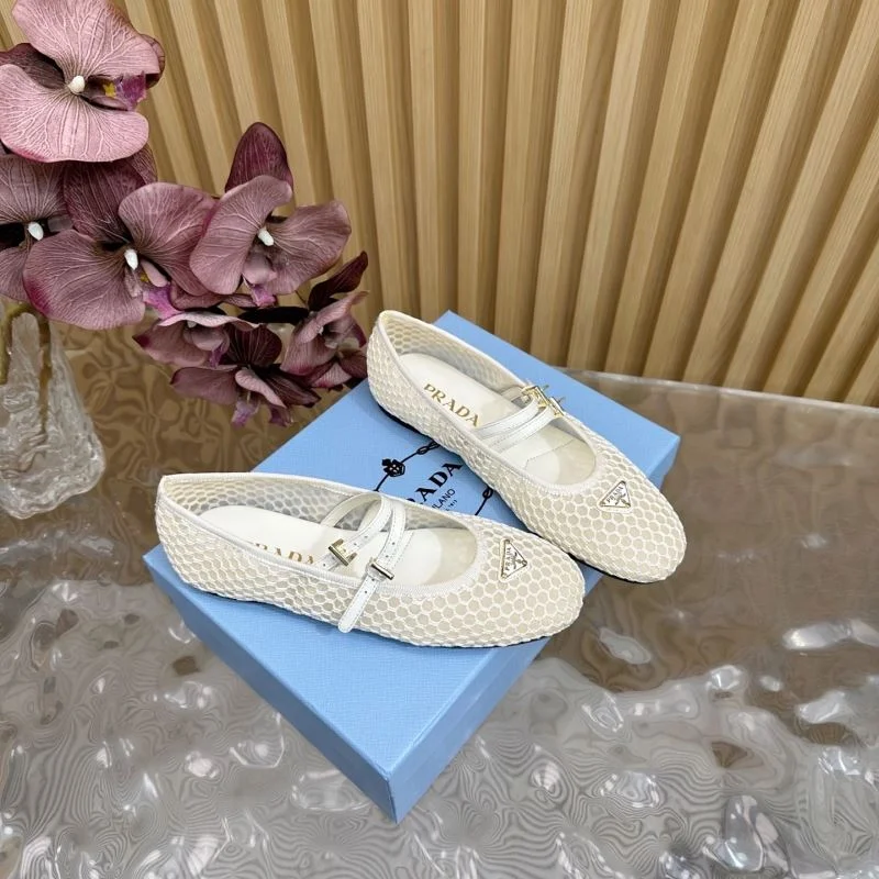 Prada Low Shoes RelaxedFit 34801
