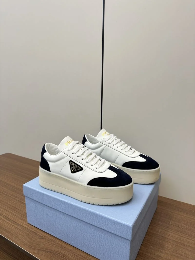 Prada Low Shoes Tailored 34797