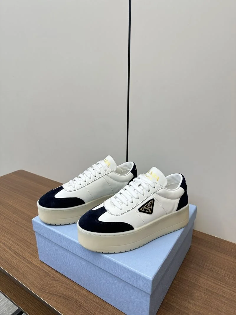 Prada Low Shoes Tailored 34797