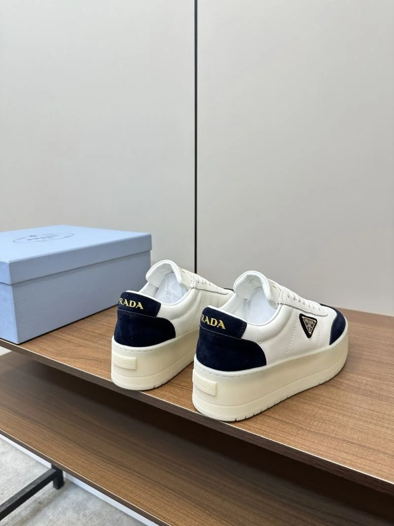 Prada Low Shoes Tailored 34797