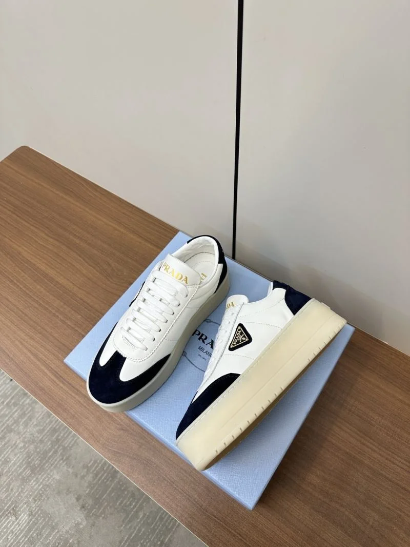 Prada Low Shoes Tailored 34797