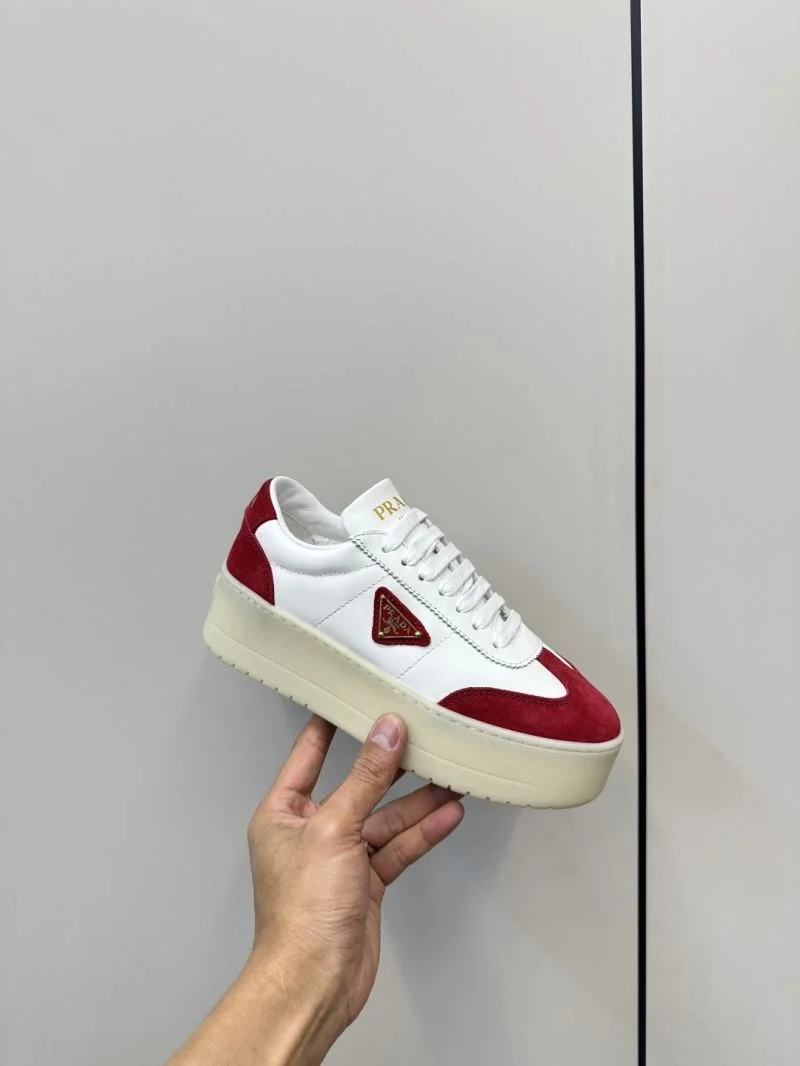 Prada Low Shoes Reliable 34795