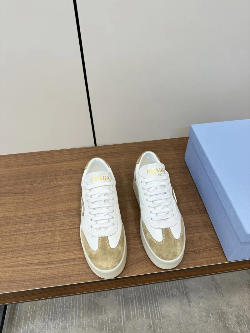 Prada Low Shoes EasyMatch 34789