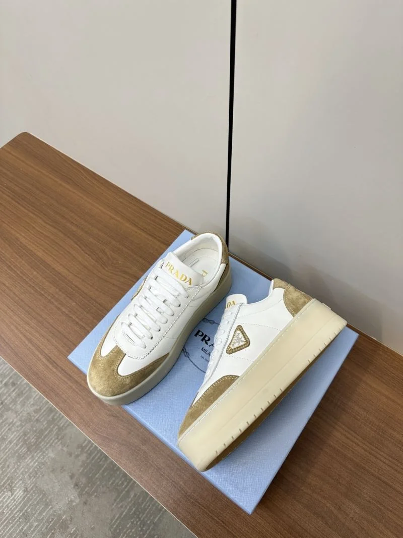 Prada Low Shoes EasyMatch 34789